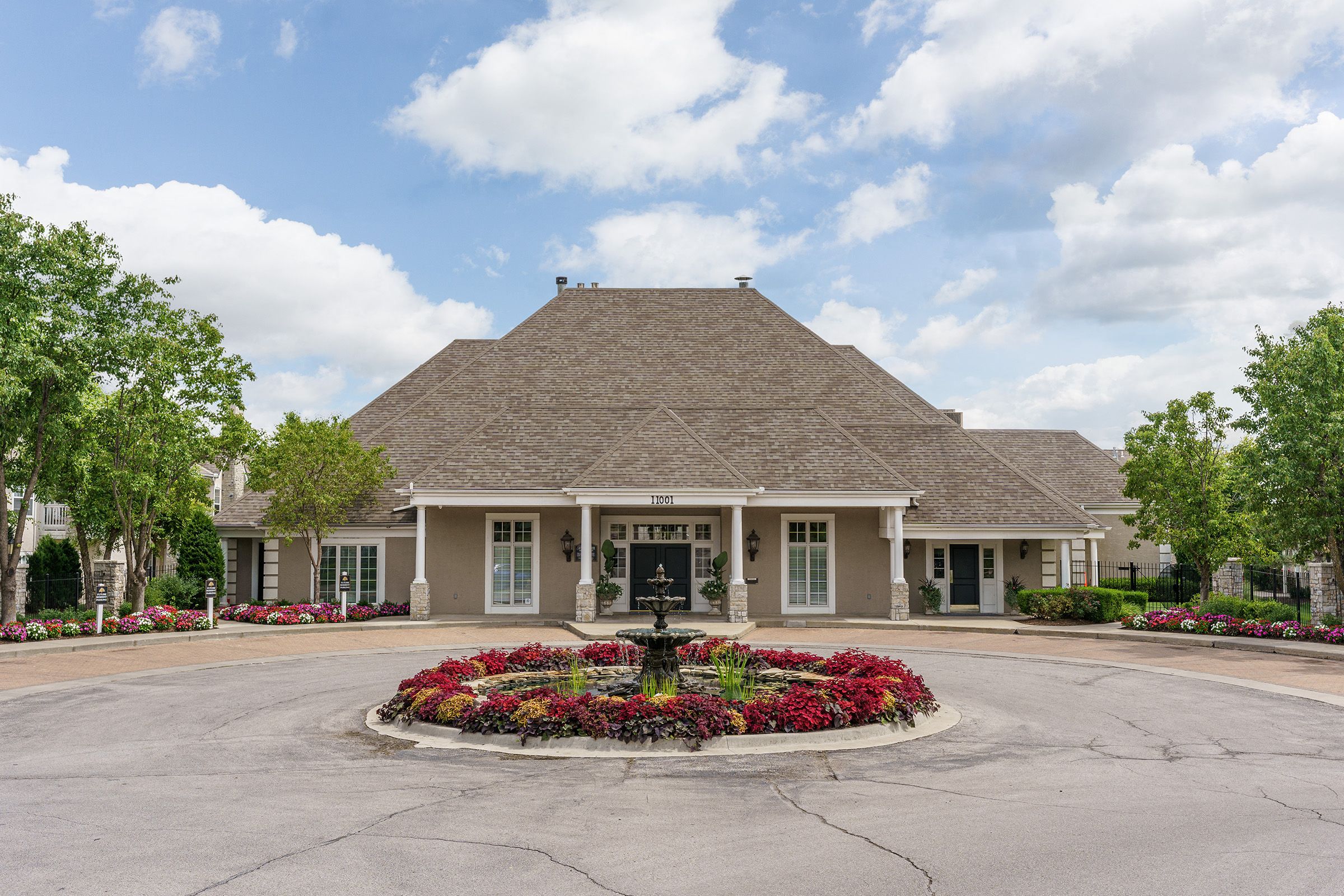 Bradford Pointe Image 2